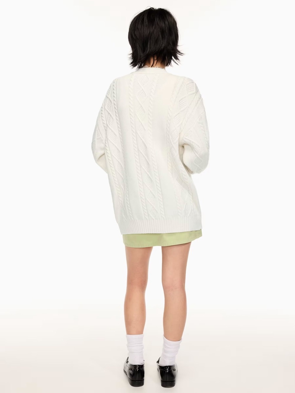 Aritzia Sunday Best Lamora Cable Knit Longline Cardigan in Sagebrush Green - Picture 4 of 14